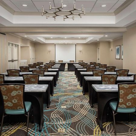 Hilton Garden Inn Charlotte/מורסוויל מראה חיצוני תמונה