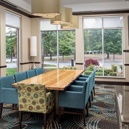 Hilton Garden Inn Charlotte/מורסוויל מראה חיצוני תמונה