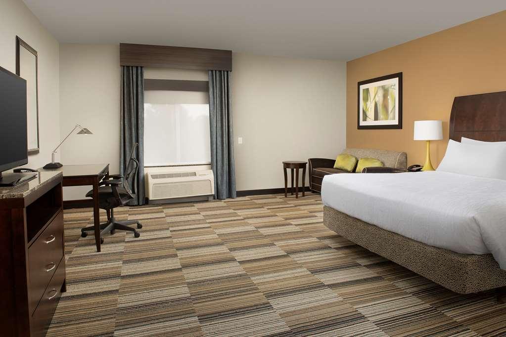 Hilton Garden Inn Charlotte/מורסוויל חדר תמונה