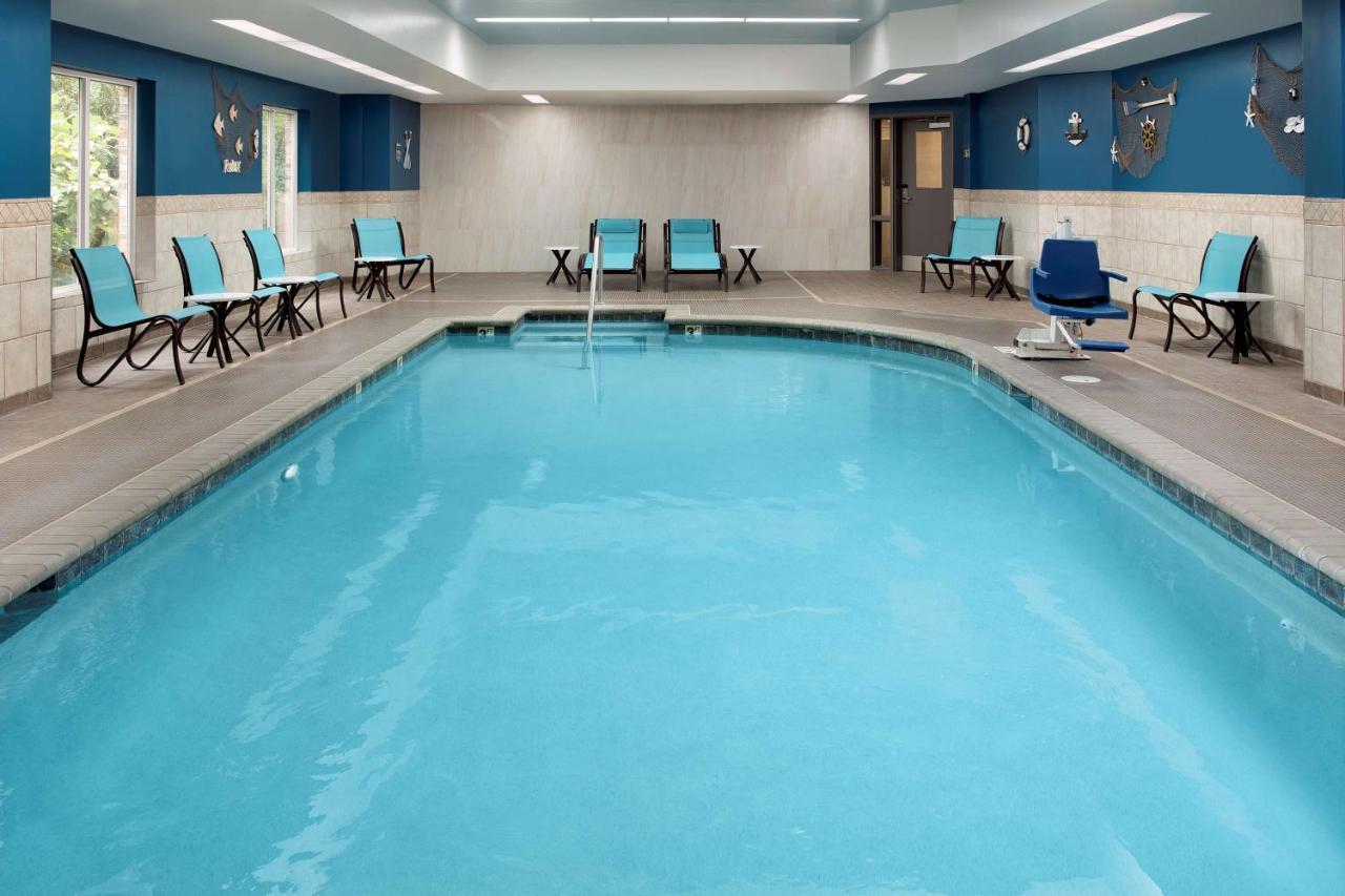 Hilton Garden Inn Charlotte/מורסוויל מראה חיצוני תמונה