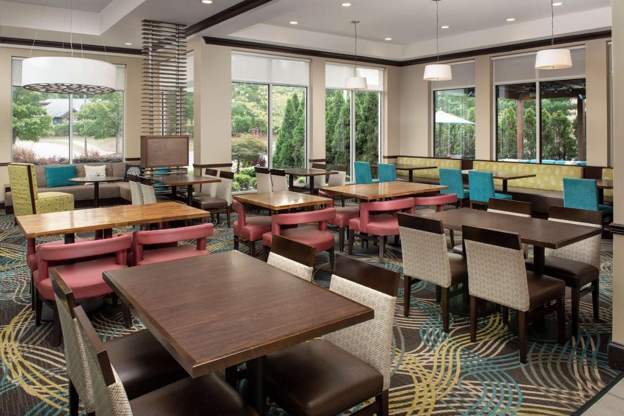 Hilton Garden Inn Charlotte/מורסוויל מראה חיצוני תמונה