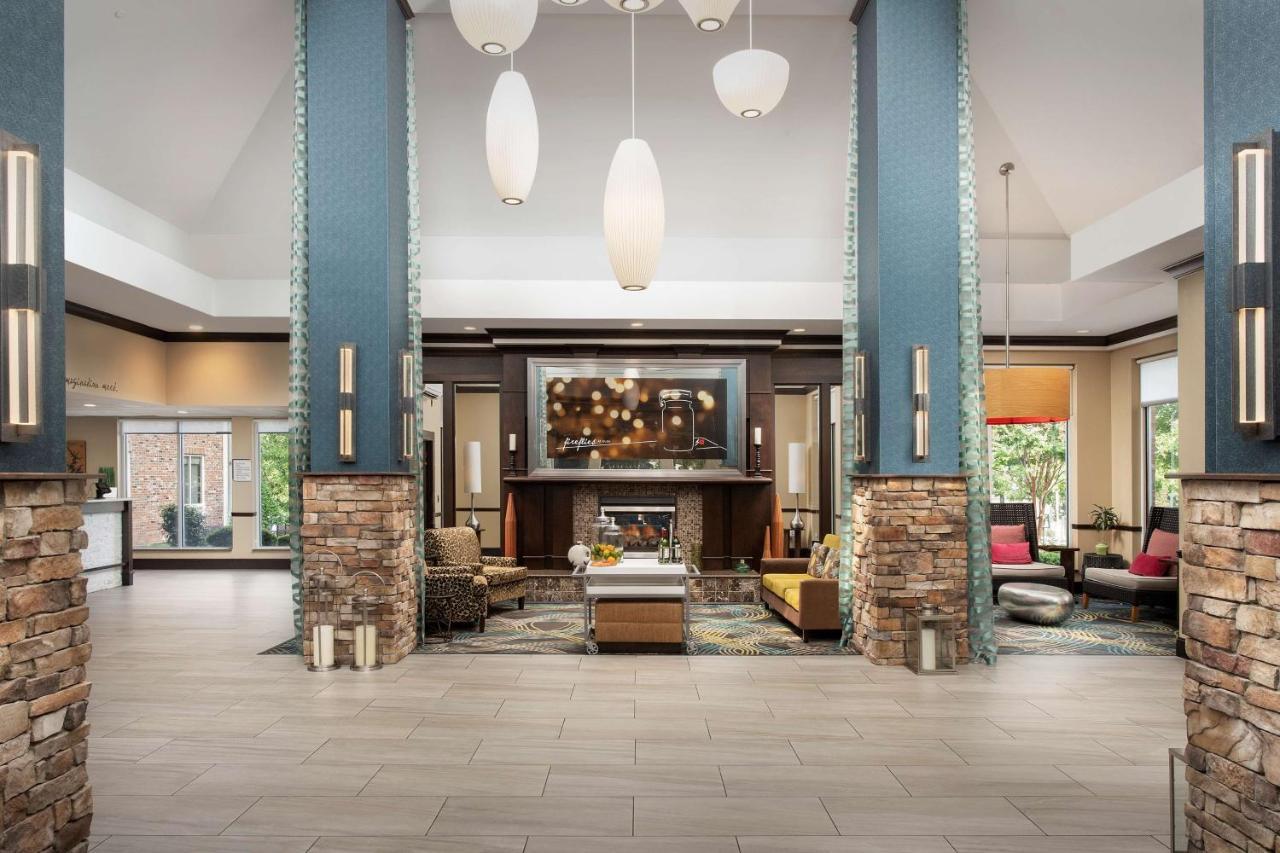 Hilton Garden Inn Charlotte/מורסוויל מראה חיצוני תמונה