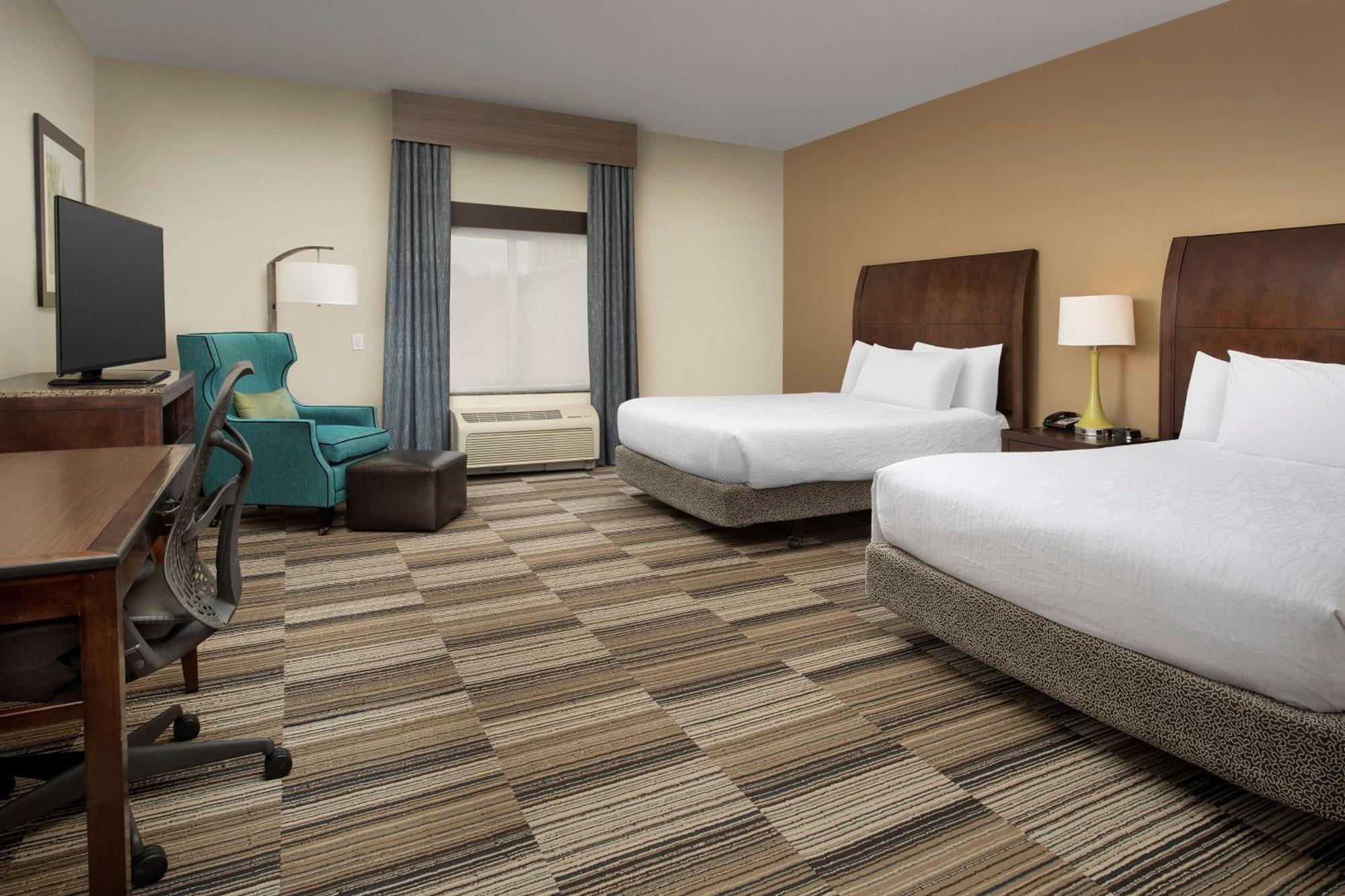 Hilton Garden Inn Charlotte/מורסוויל מראה חיצוני תמונה