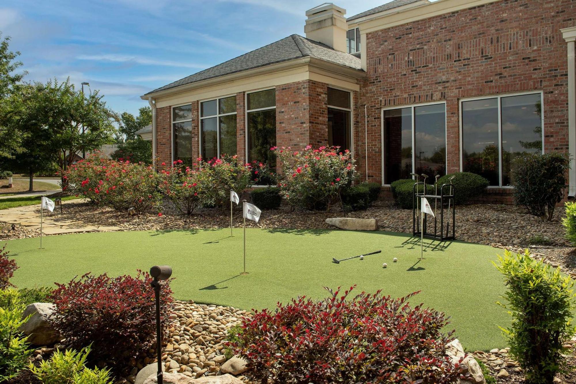Hilton Garden Inn Charlotte/מורסוויל מראה חיצוני תמונה