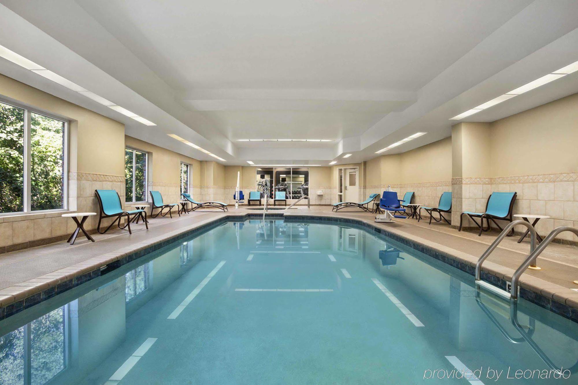 Hilton Garden Inn Charlotte/מורסוויל מראה חיצוני תמונה