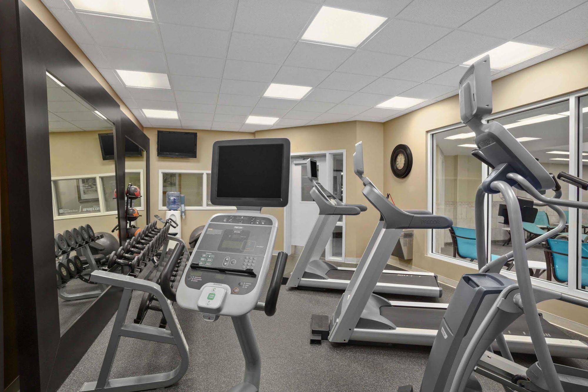 Hilton Garden Inn Charlotte/מורסוויל מראה חיצוני תמונה